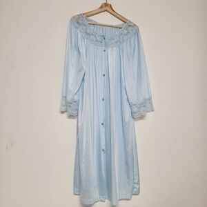 Beautiful Vintage Nylon Sky Blue Lace Long Sleevs Chemise With Pocket